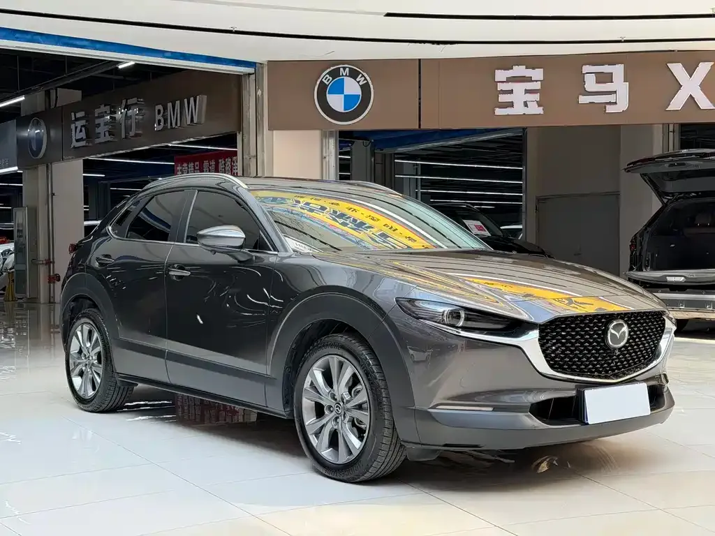 Mazda CX-30 — фото 2