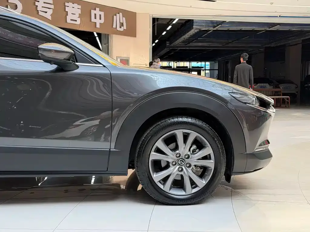 Mazda CX-30 — фото 3