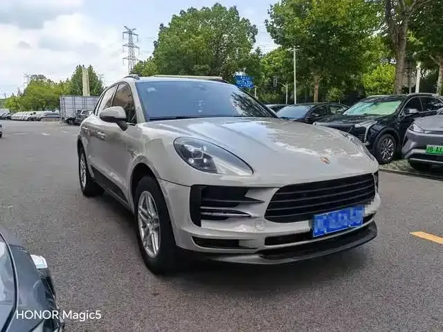 Porsche Macan — фото 6