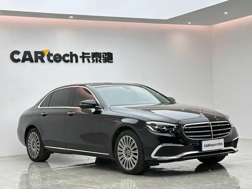 Mercedes-Benz E-Class — фото 5