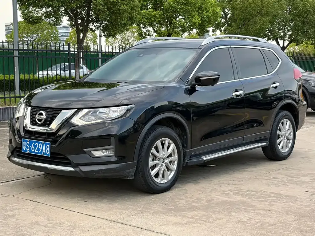 Nissan X-Trail — фото 5