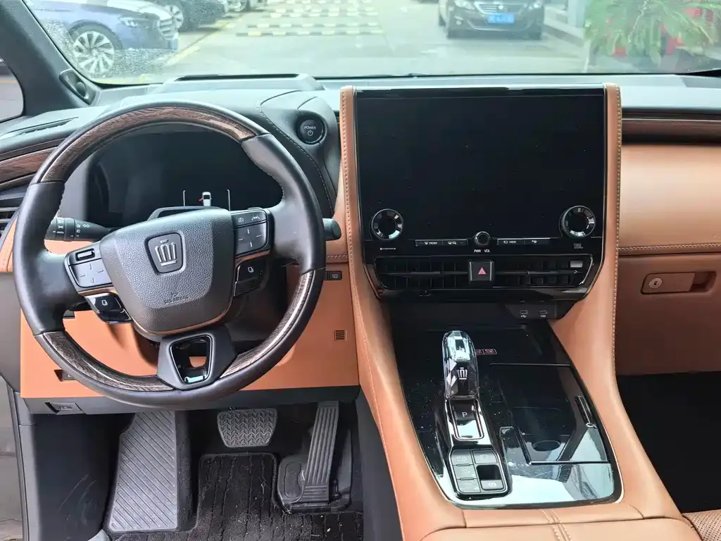 Toyota Vellfire — фото 6