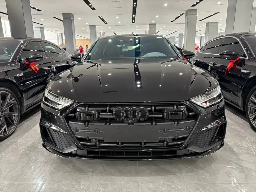 Audi A7L — фото 6