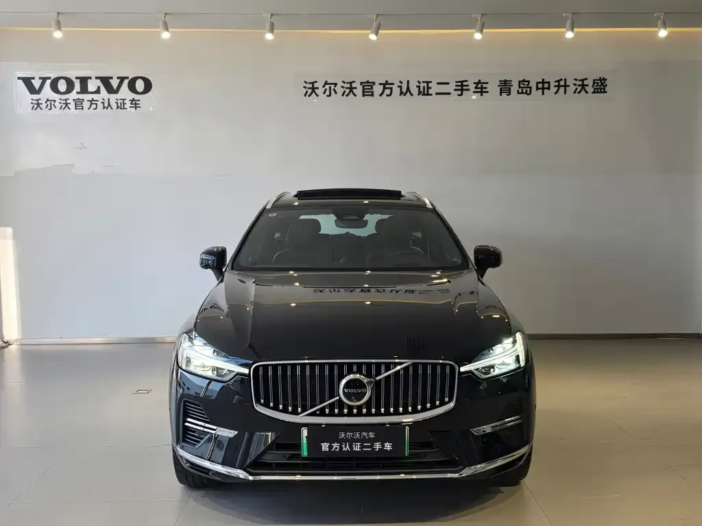 Volvo XC60 PHEV — фото 7