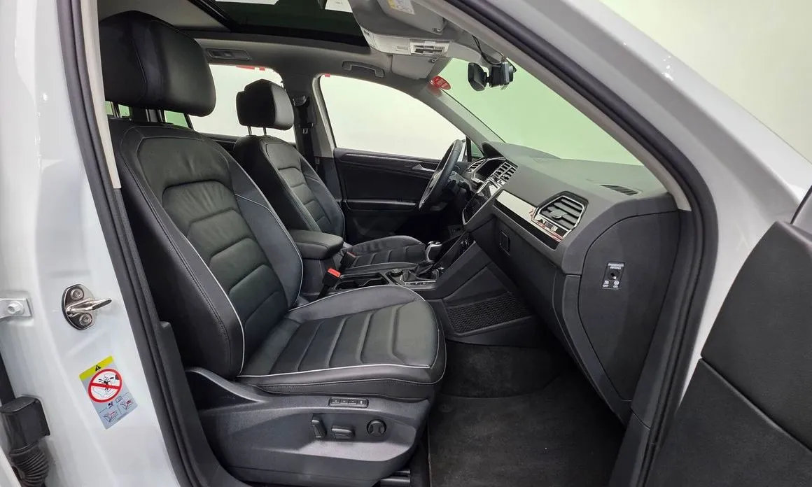 Volkswagen Tiguan — фото 10
