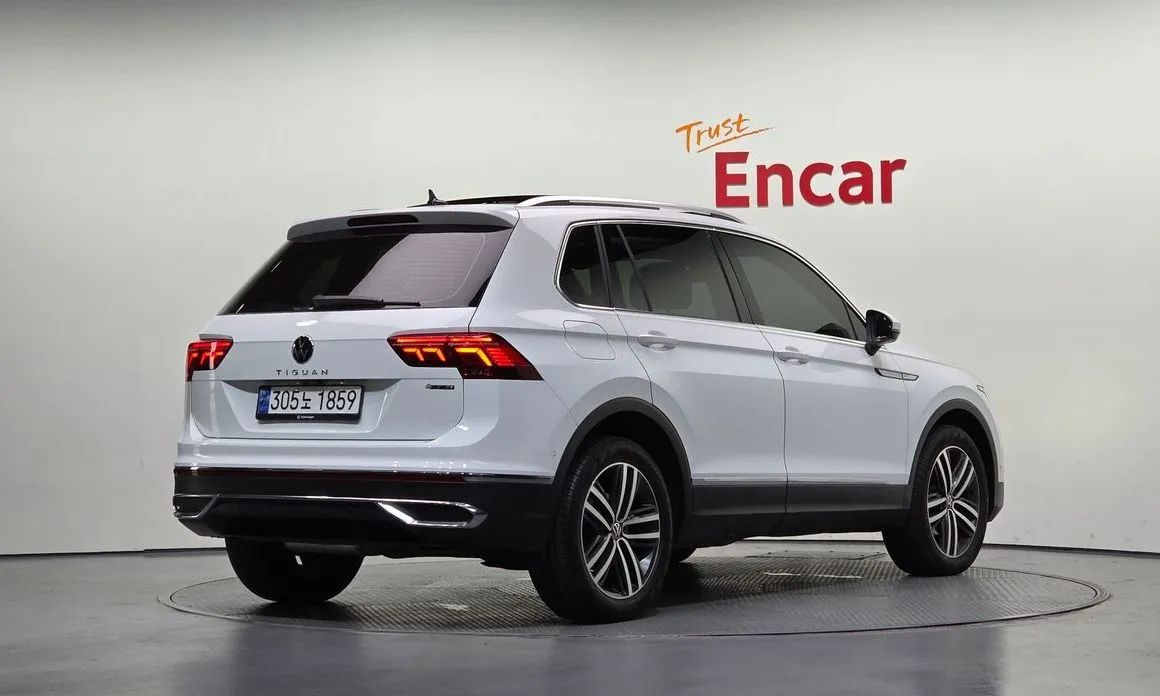 Volkswagen Tiguan — фото 4