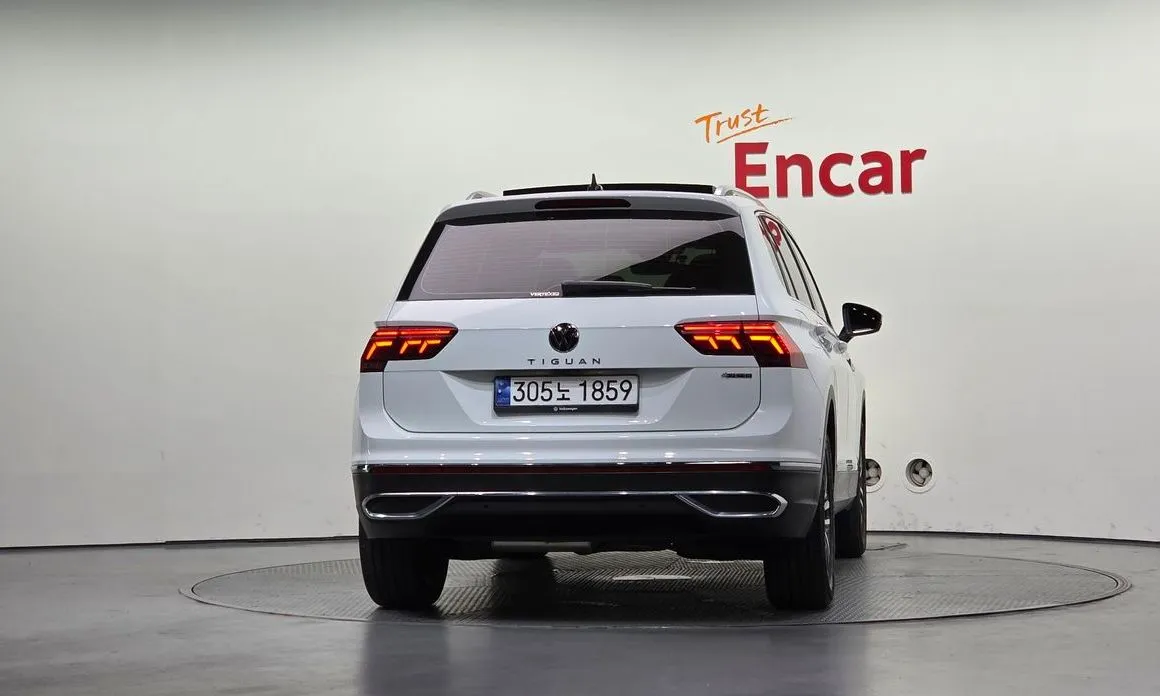 Volkswagen Tiguan — фото 5
