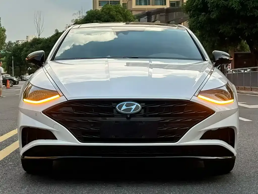 Hyundai Sonata — фото 5