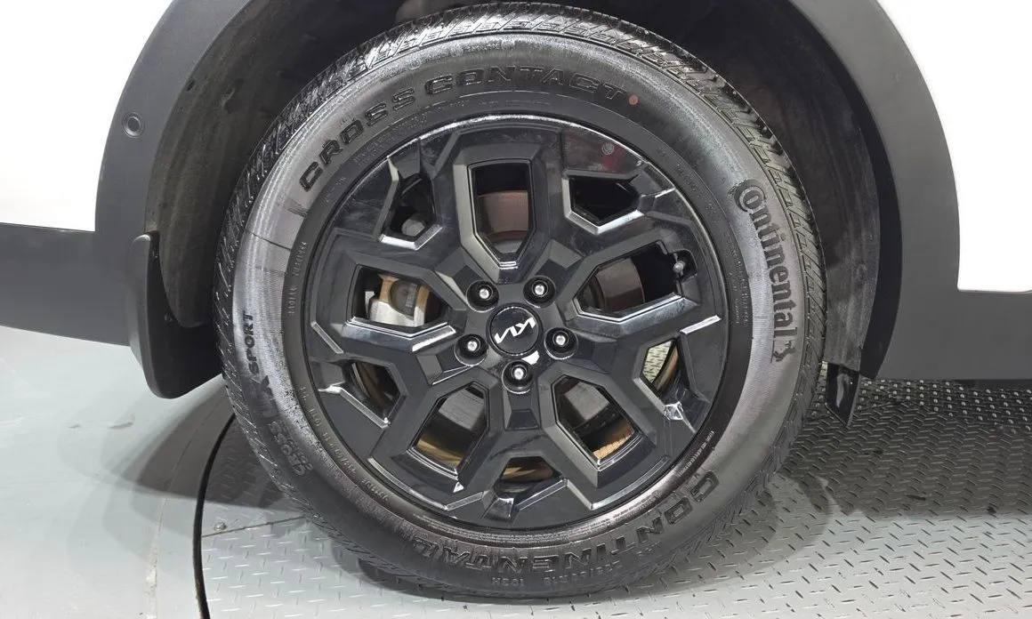 Kia Sorento — фото 5