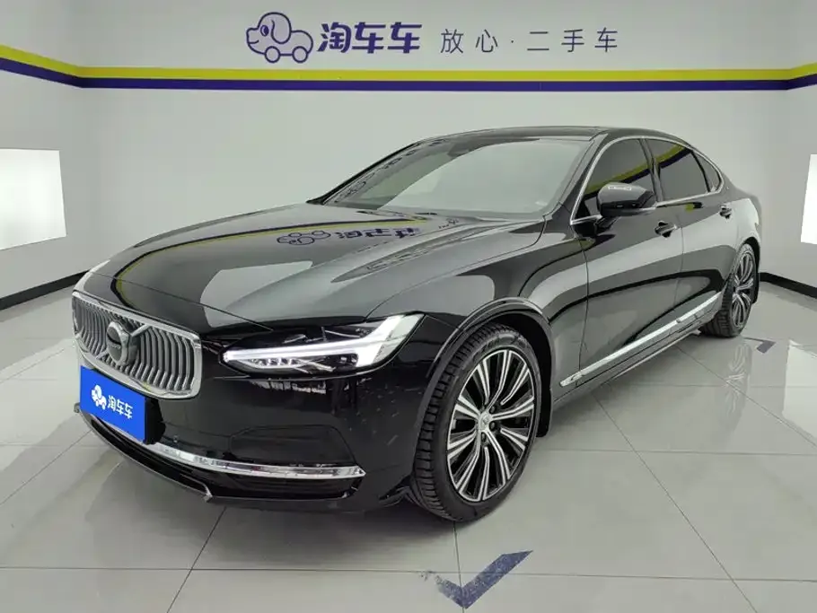 Volvo S90 — фото 1