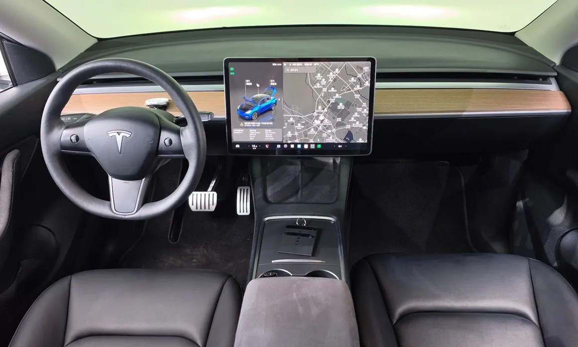 Tesla Model Y — фото 3