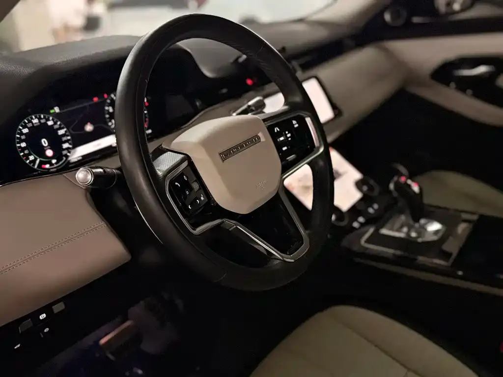 Land Rover Evoque — фото 8