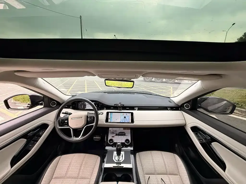 Land Rover Evoque — фото 3