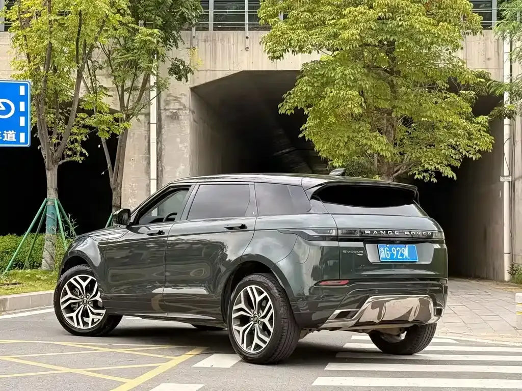 Land Rover Evoque — фото 9