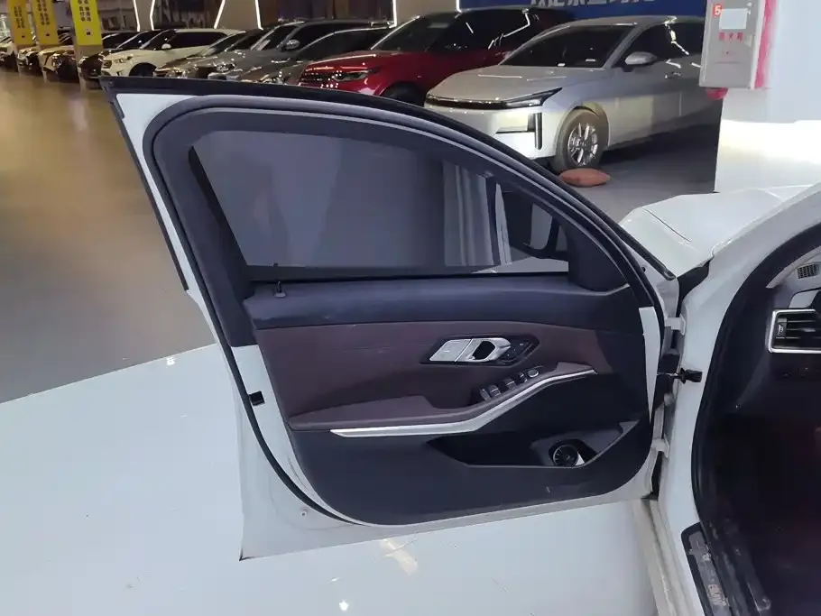 BMW 3 Series — фото 10