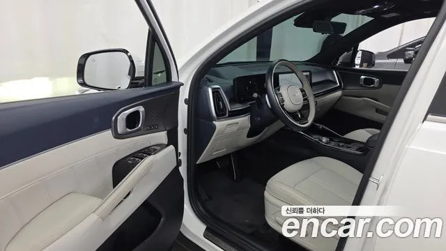 Kia Sorento — фото 8