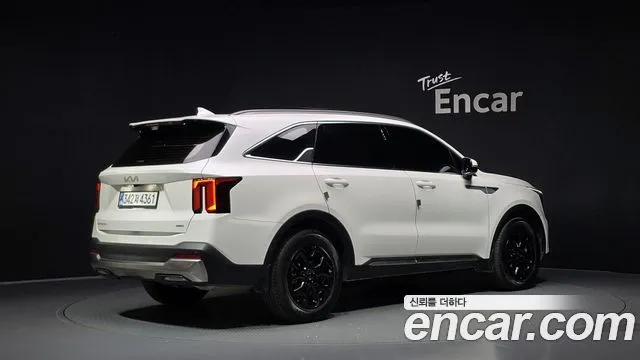 Kia Sorento — фото 5