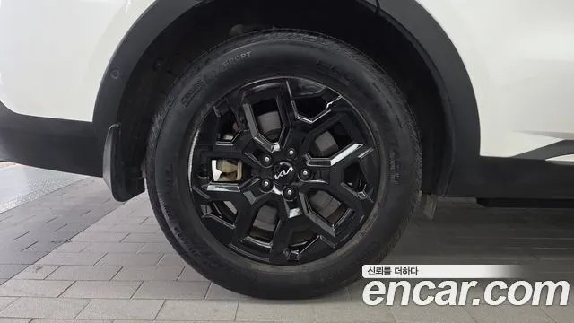 Kia Sorento — фото 6