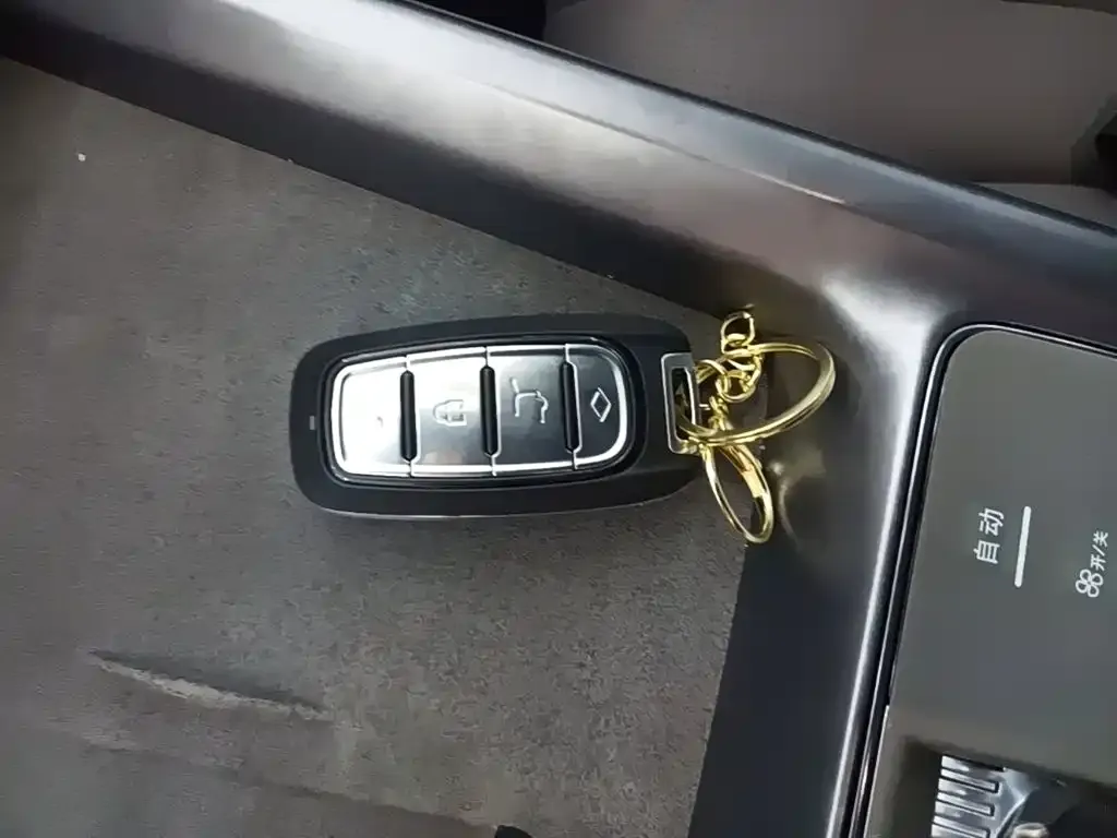 BYD Seal 07 DM-i — фото 8