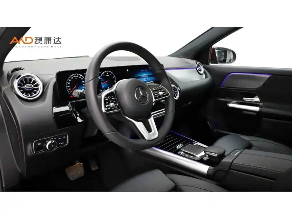 Mercedes-Benz GLA — фото 6