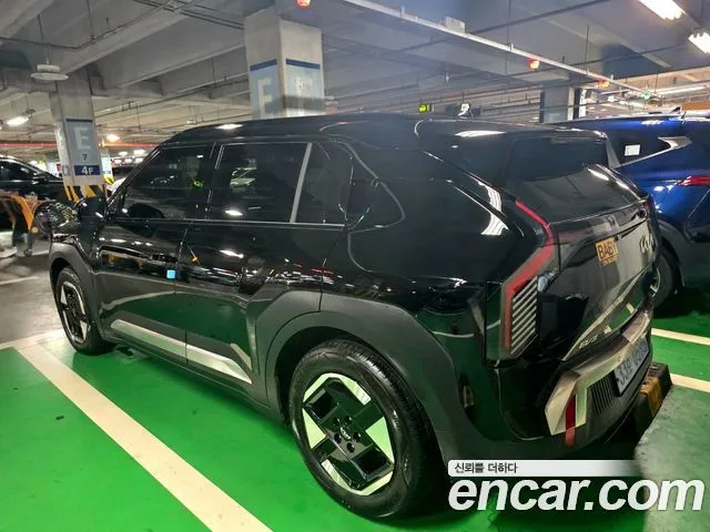 Kia EV3 — фото 6