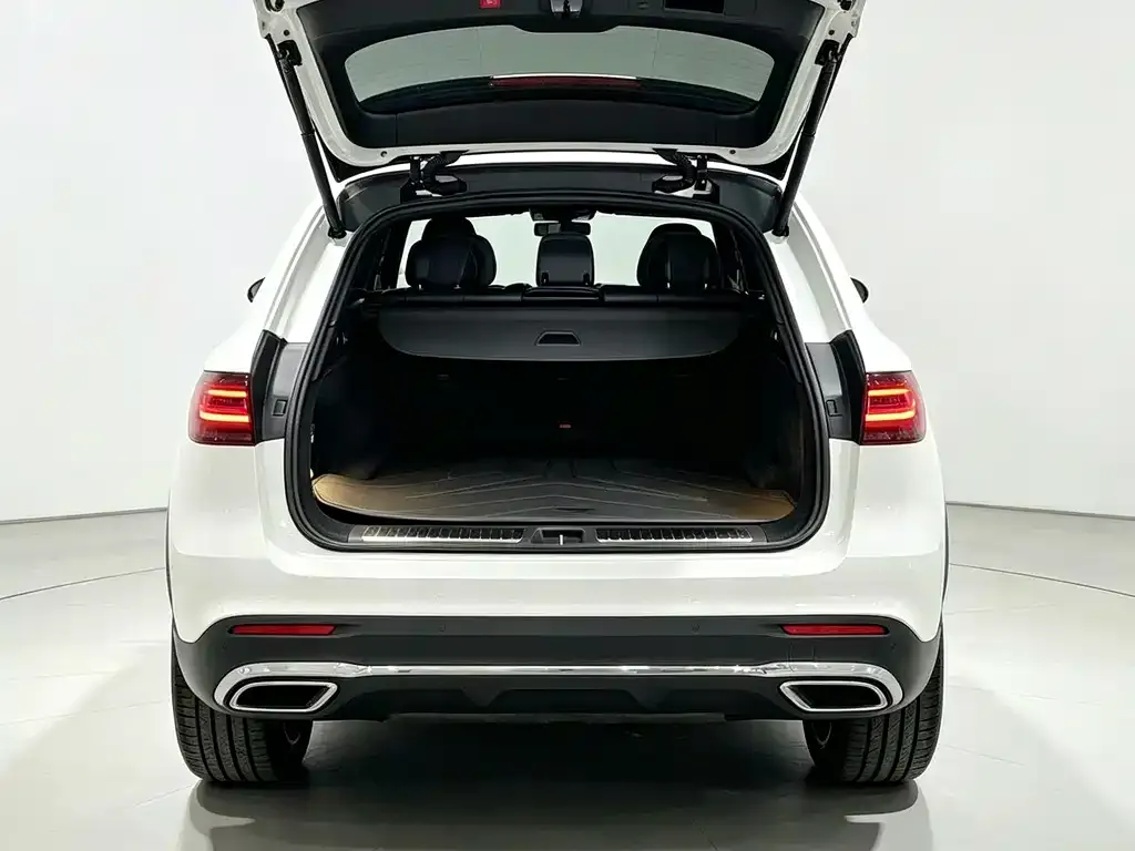 Mercedes-Benz EQE SUV — фото 3