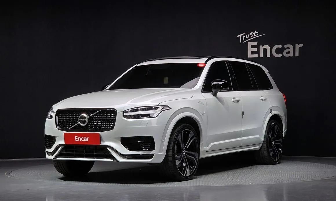 Volvo XC90 — фото 1