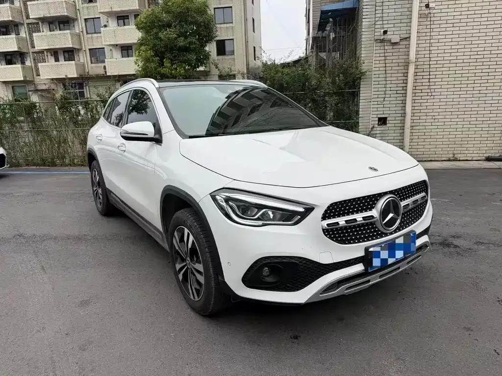 Mercedes-Benz GLA — фото 7