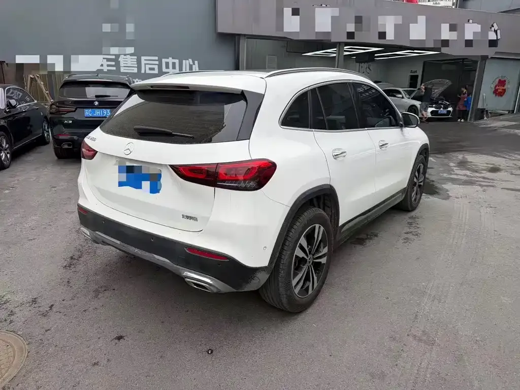 Mercedes-Benz GLA — фото 8