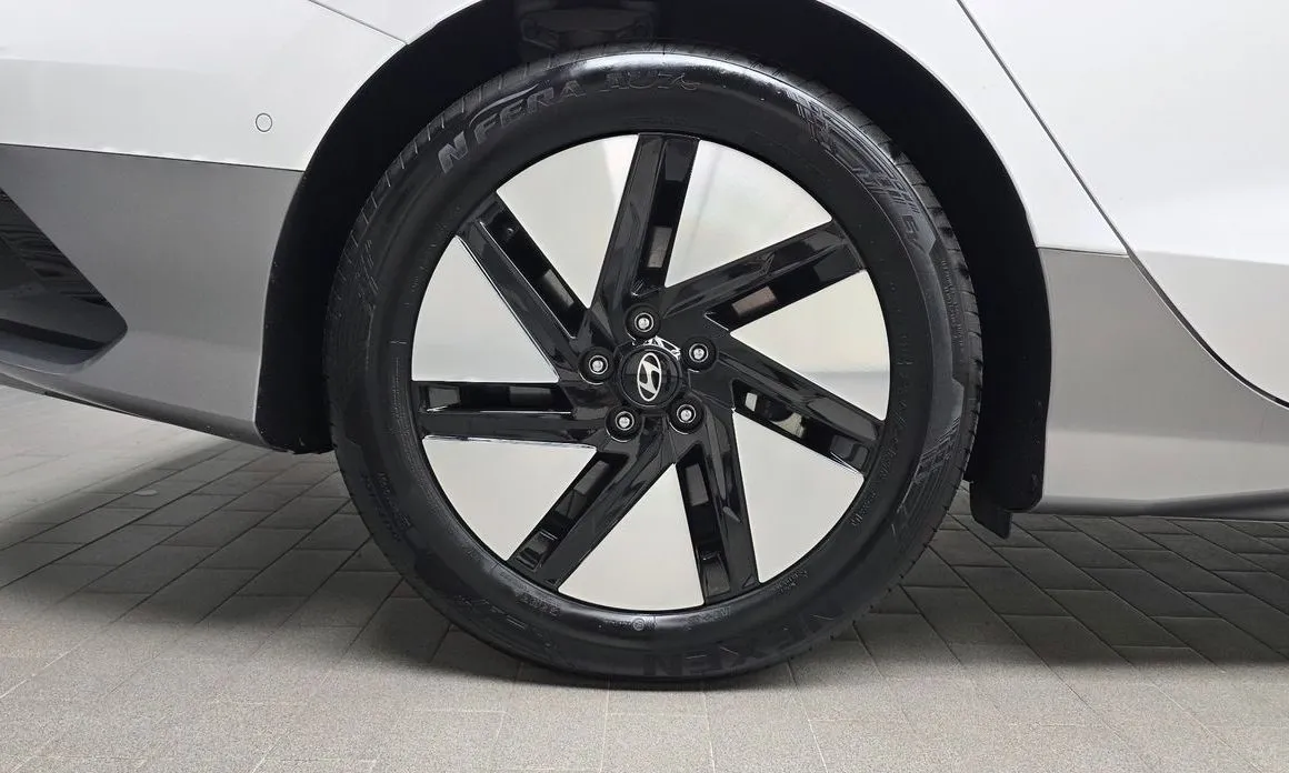 Hyundai Ioniq6 — фото 5