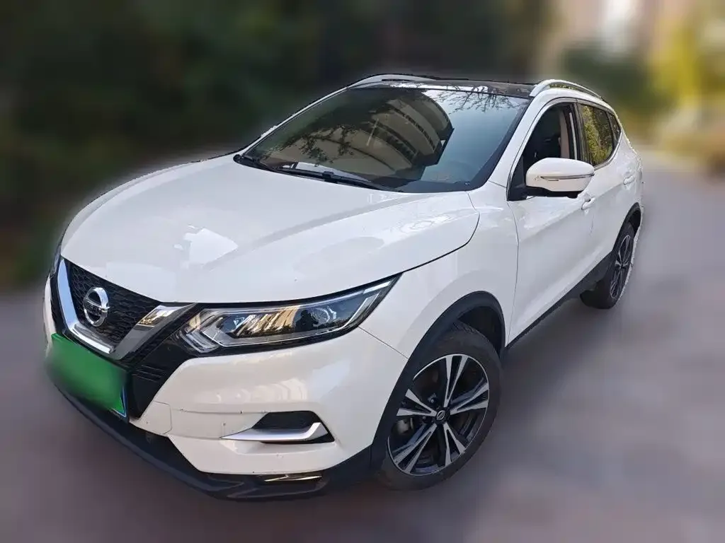 Nissan Qashqai — фото 1