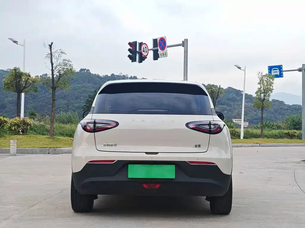 Geely Starburst — фото 7