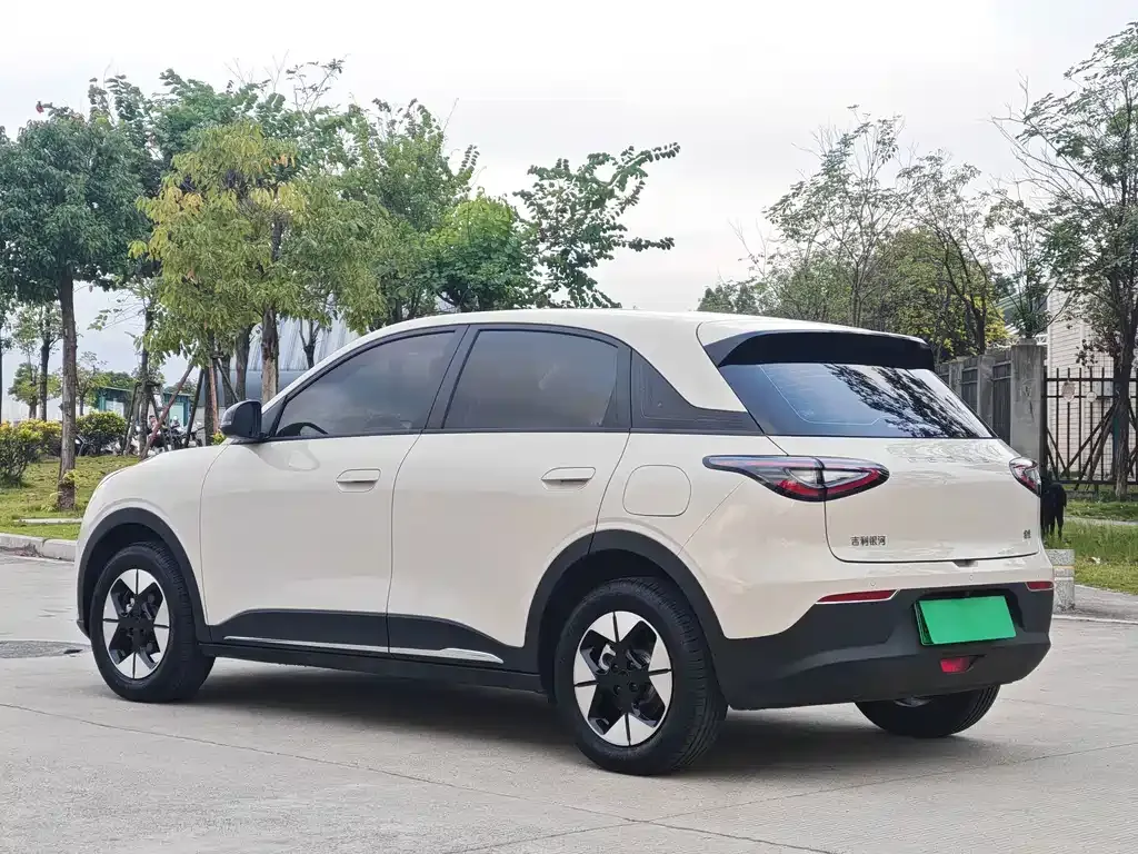 Geely Starburst — фото 9
