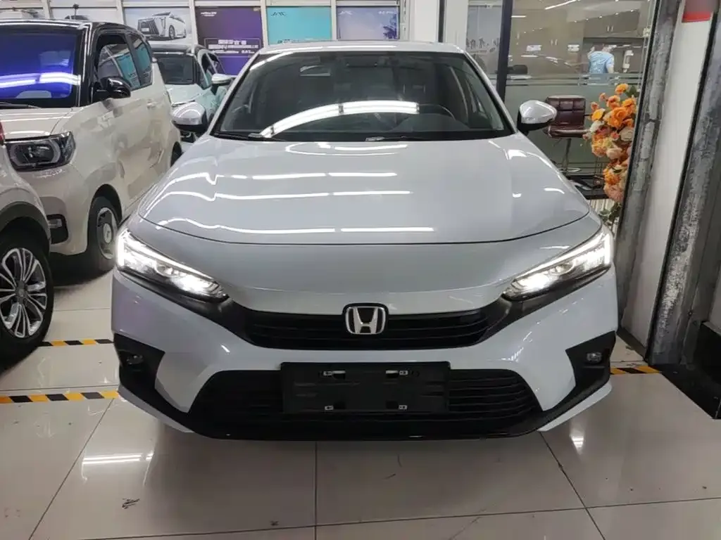 Honda Civic — фото 9