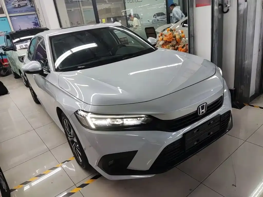 Honda Civic — фото 5