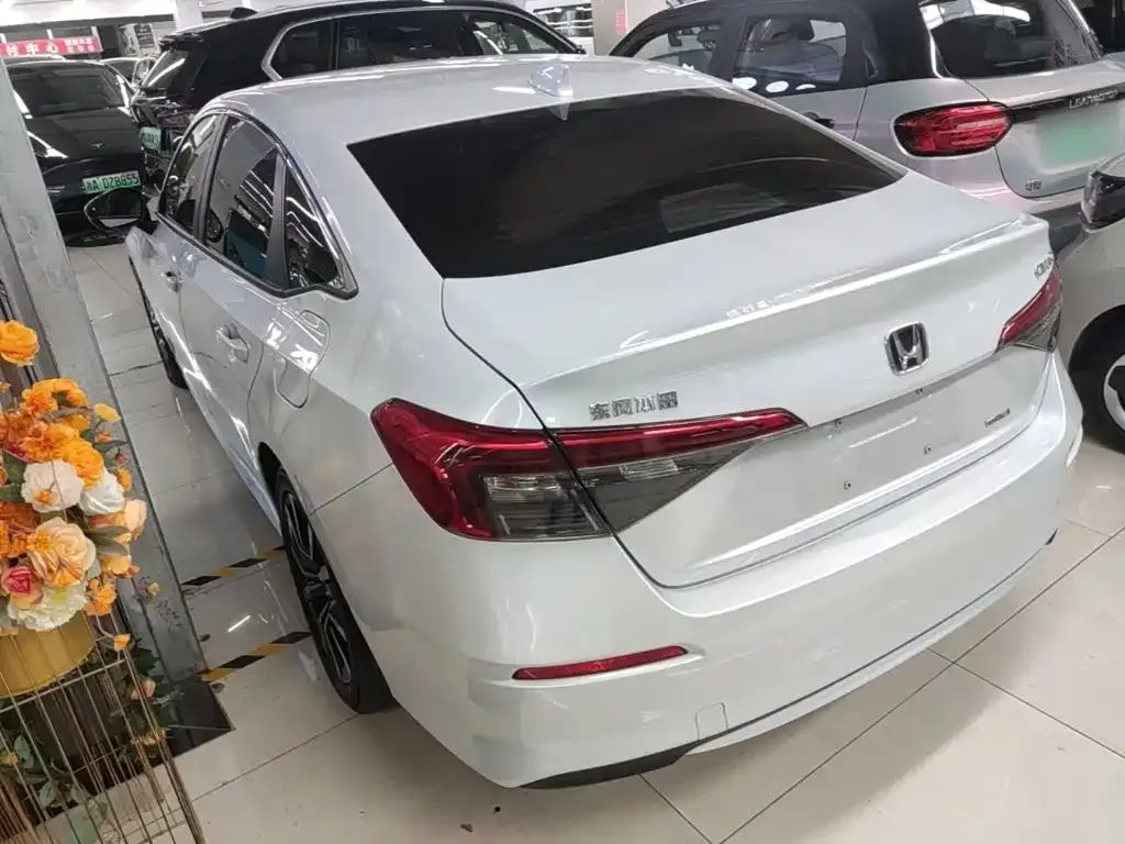 Honda Civic — фото 2