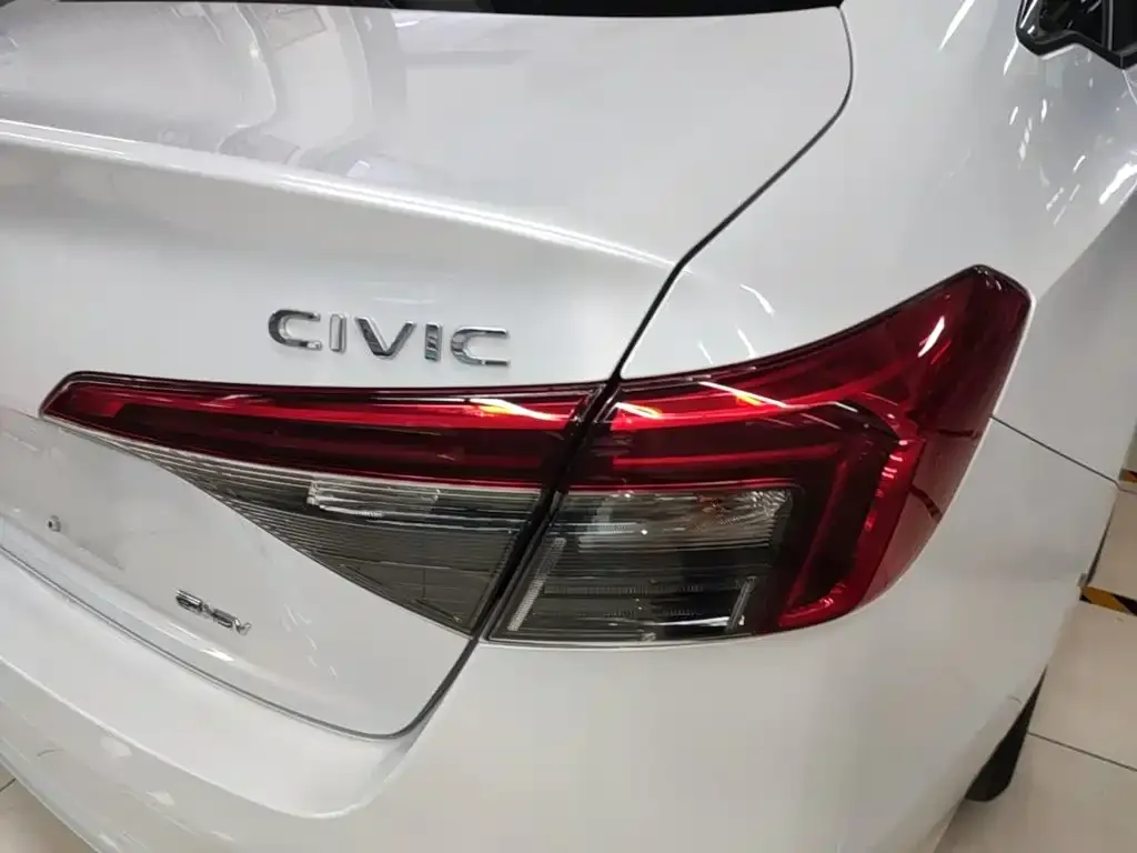 Honda Civic — фото 4
