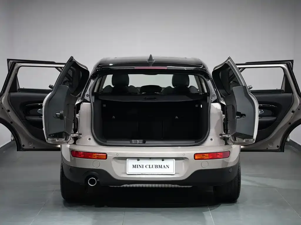MINI Clubman — фото 9