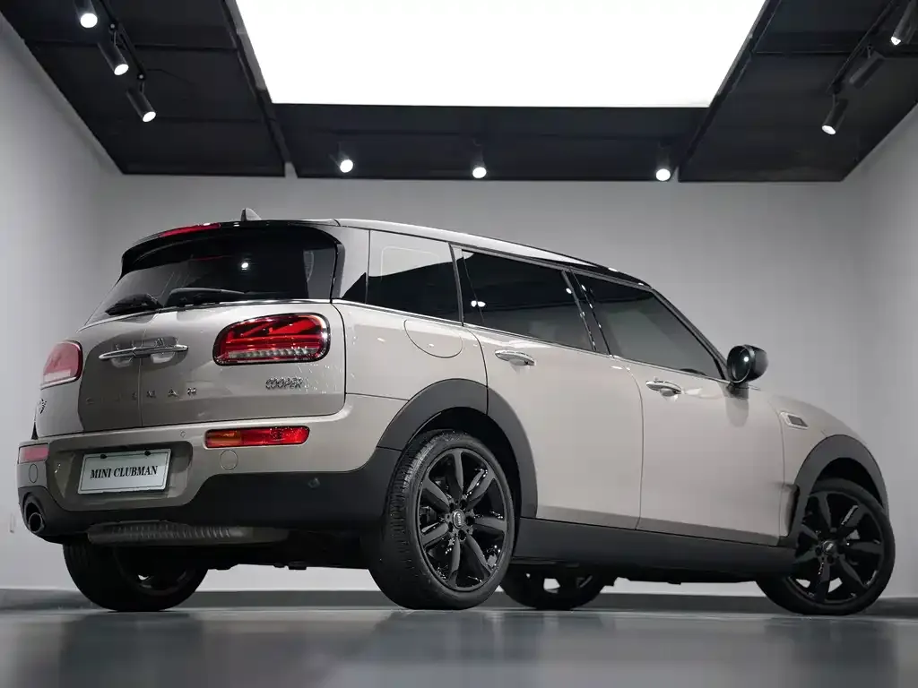 MINI Clubman — фото 4