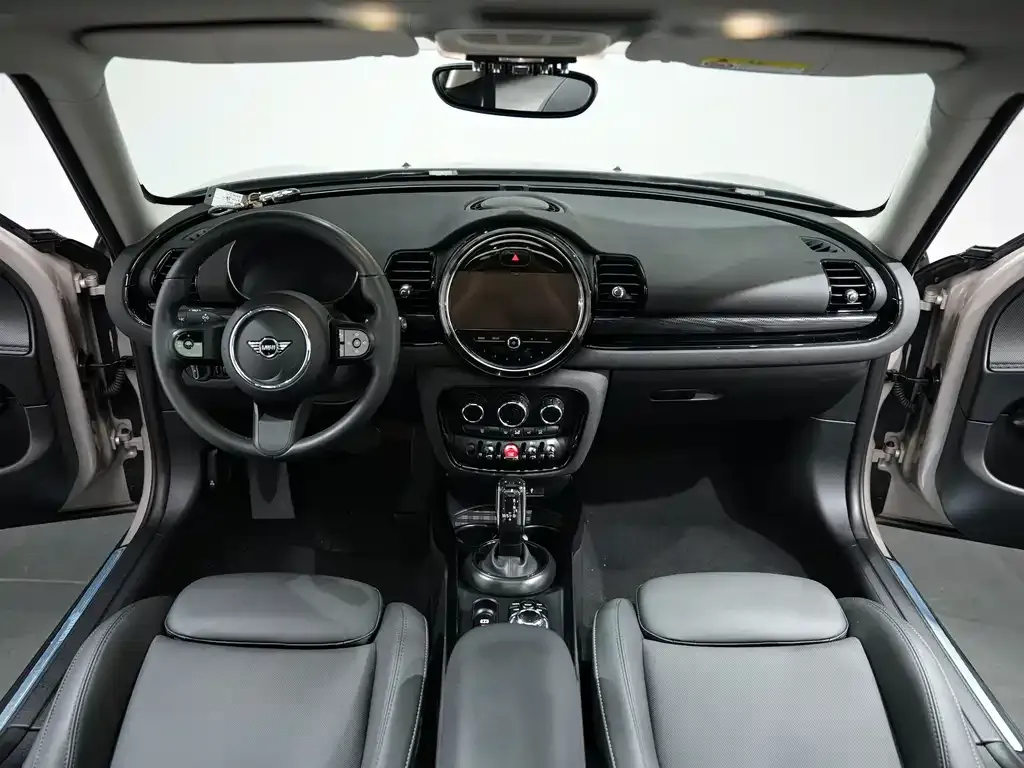 MINI Clubman — фото 8