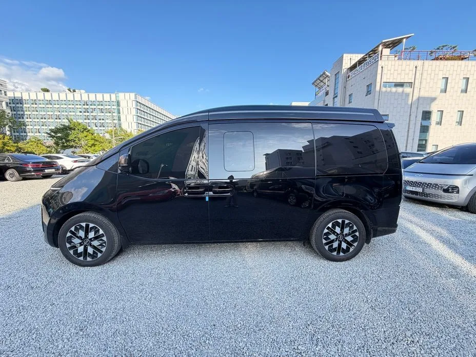 Hyundai Staria — фото 10