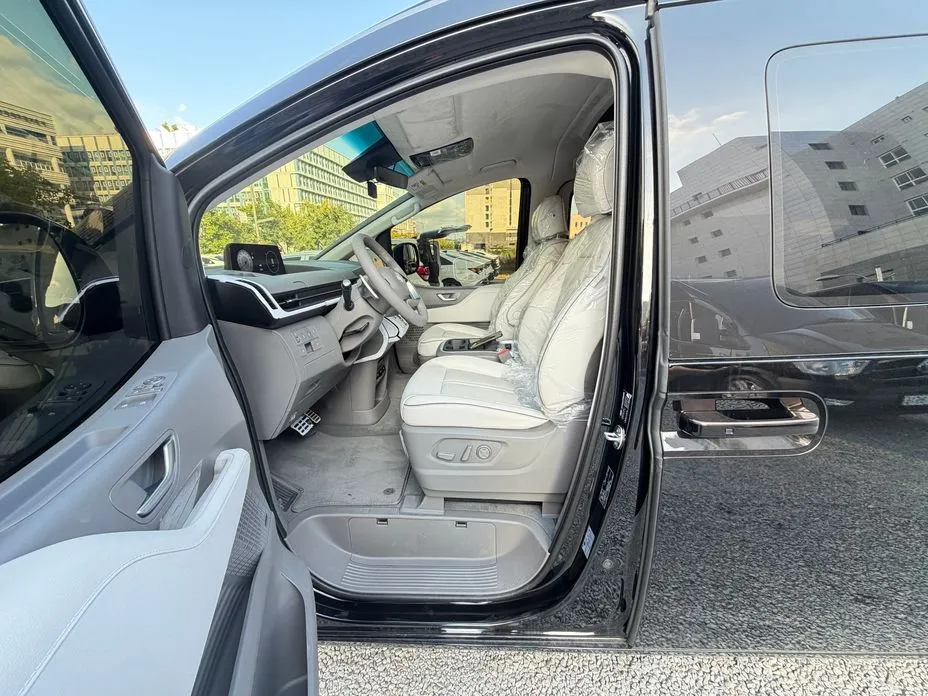 Hyundai Staria — фото 7