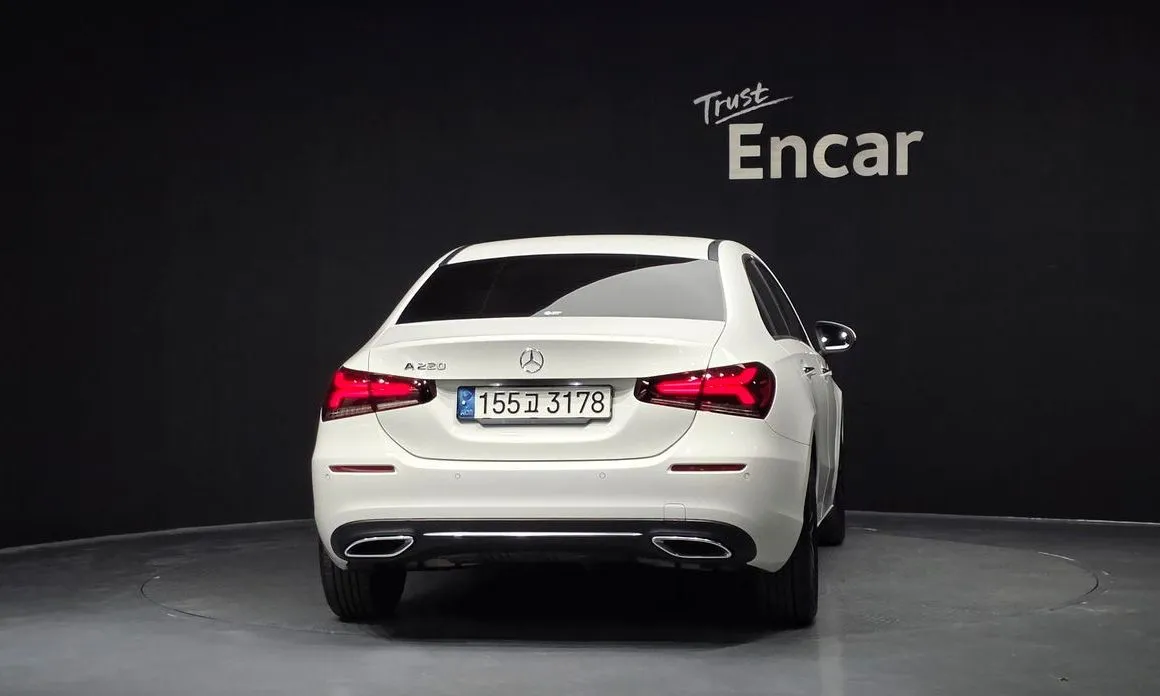 Mercedes-Benz A-Class — фото 9