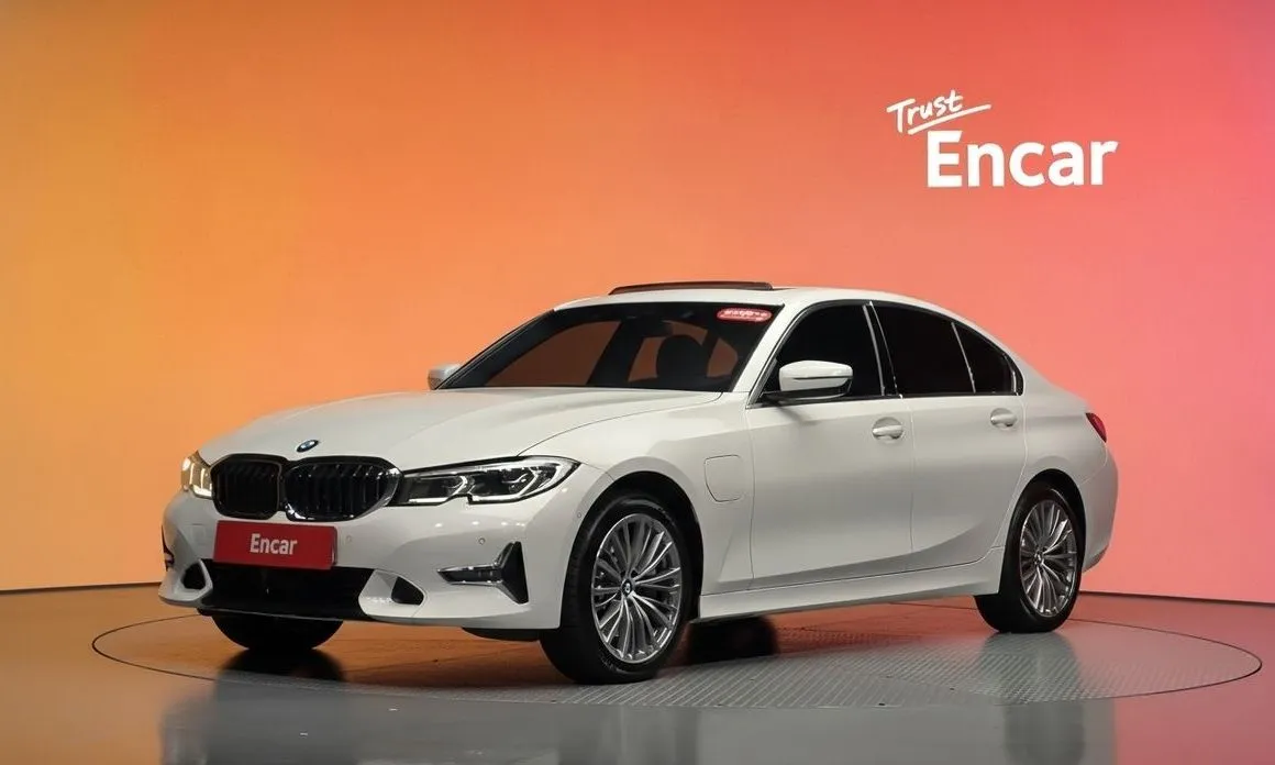 BMW 3-Series — фото 1