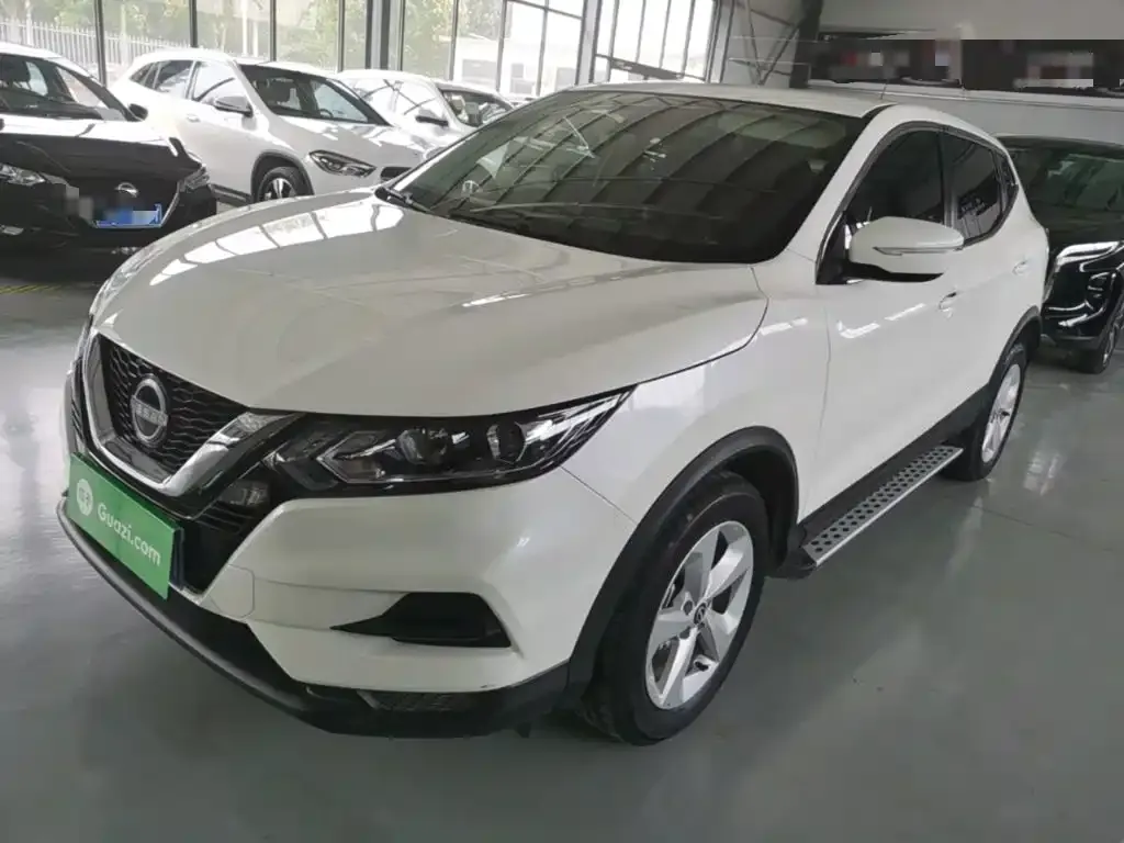 Nissan Qashqai — фото 8