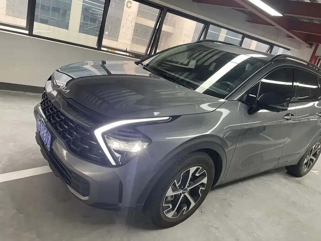 Kia Sportage — фото 1