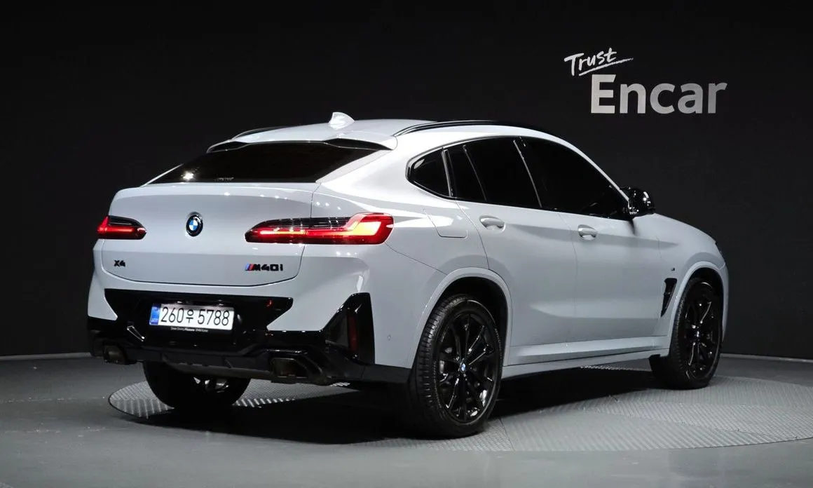 BMW X4 — фото 4