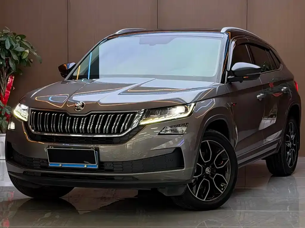 Skoda Kodiaq GT — фото 4