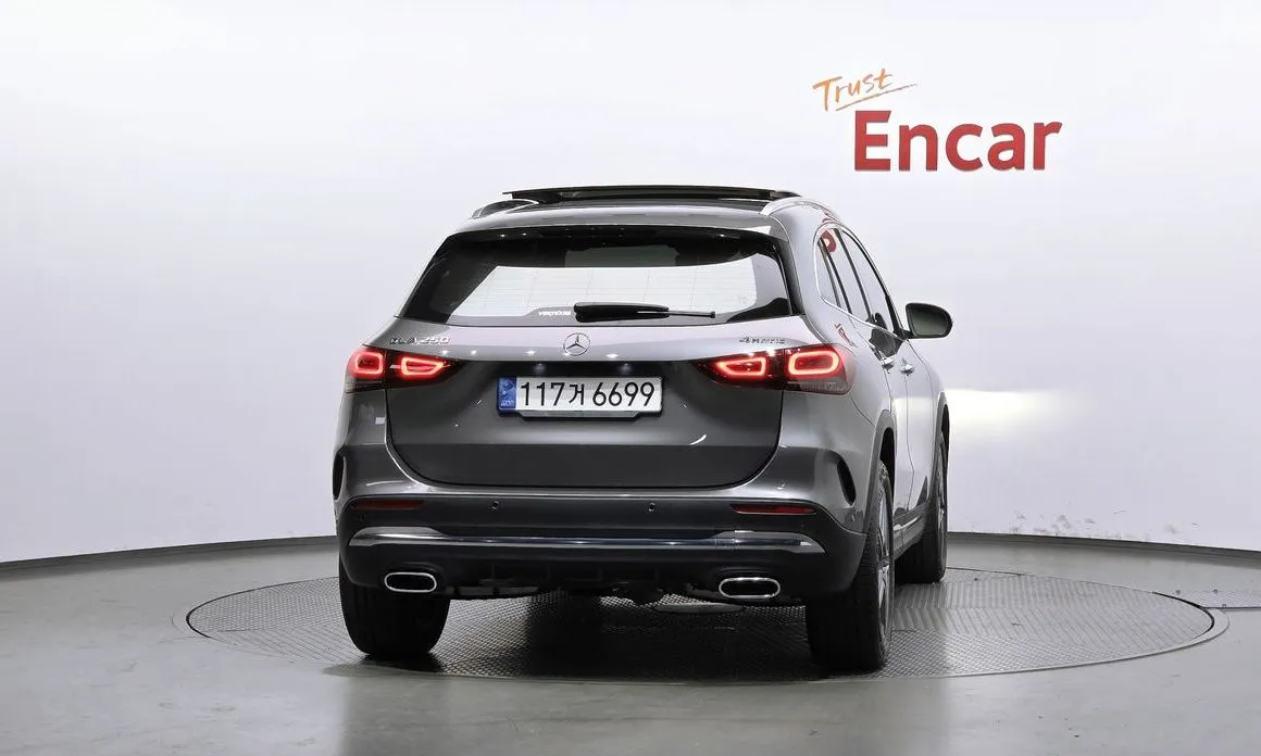 Mercedes-Benz GLA-Class — фото 4