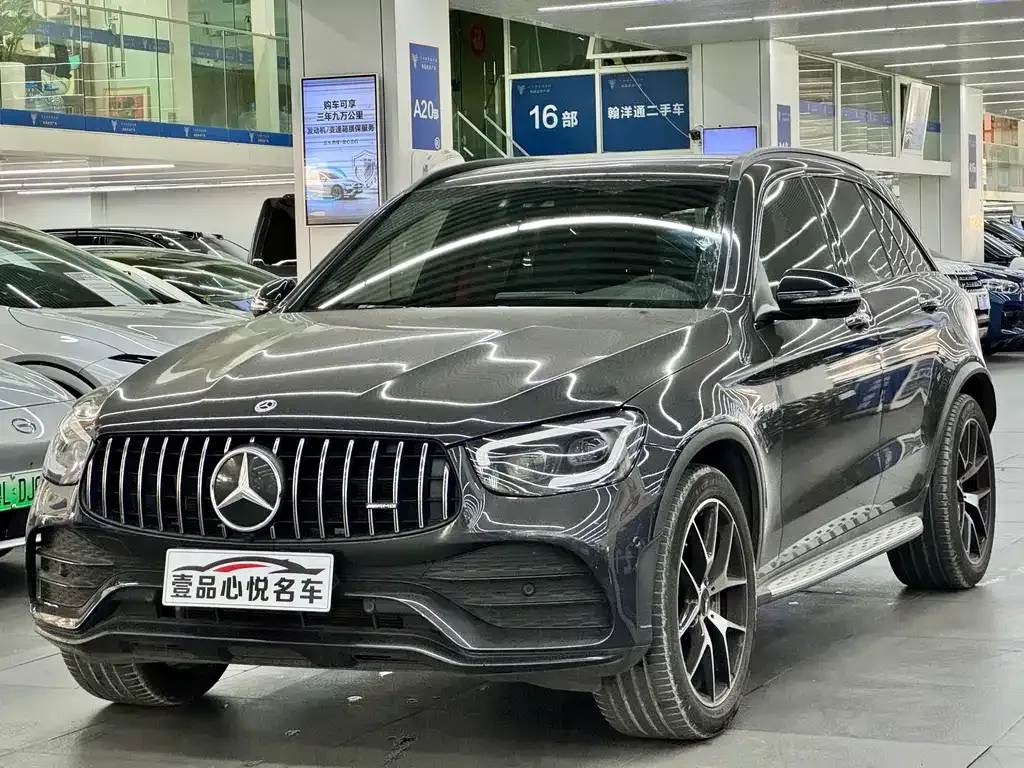 Mercedes-Benz GLC AMG — фото 1